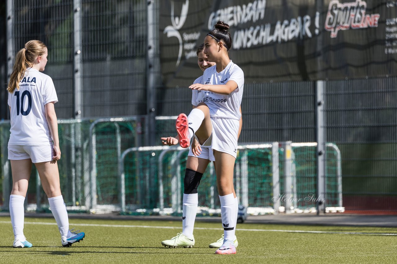 Bild 52 - wBJ Alstertal-Langenhorn - SV Henstedt-Ulzburg : Ergebnis: 4:1